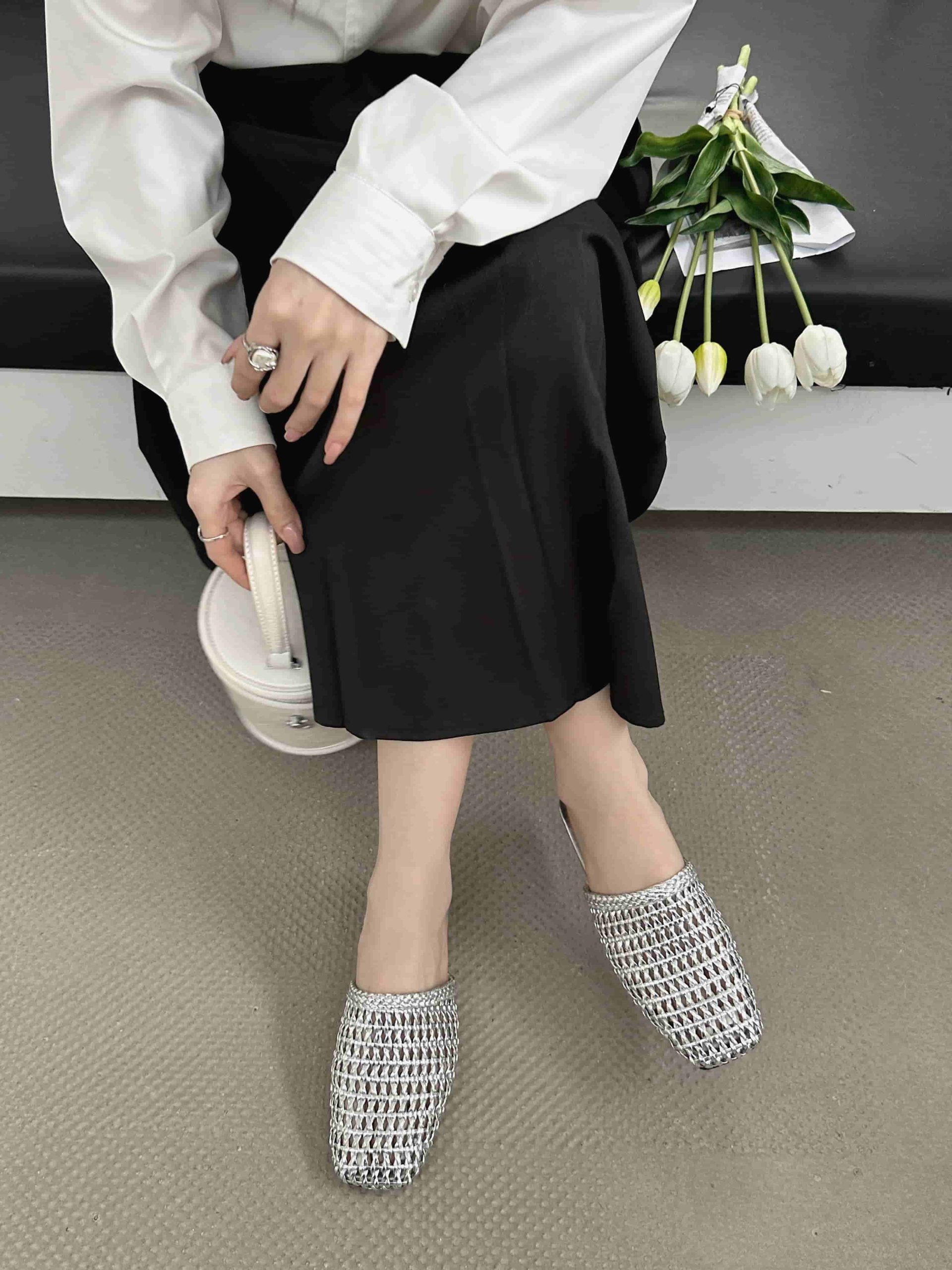 Retro Fashion Beach Sandals Women Flat Summer Vacation Style Casual Woven Hollow Toe Half Slippers