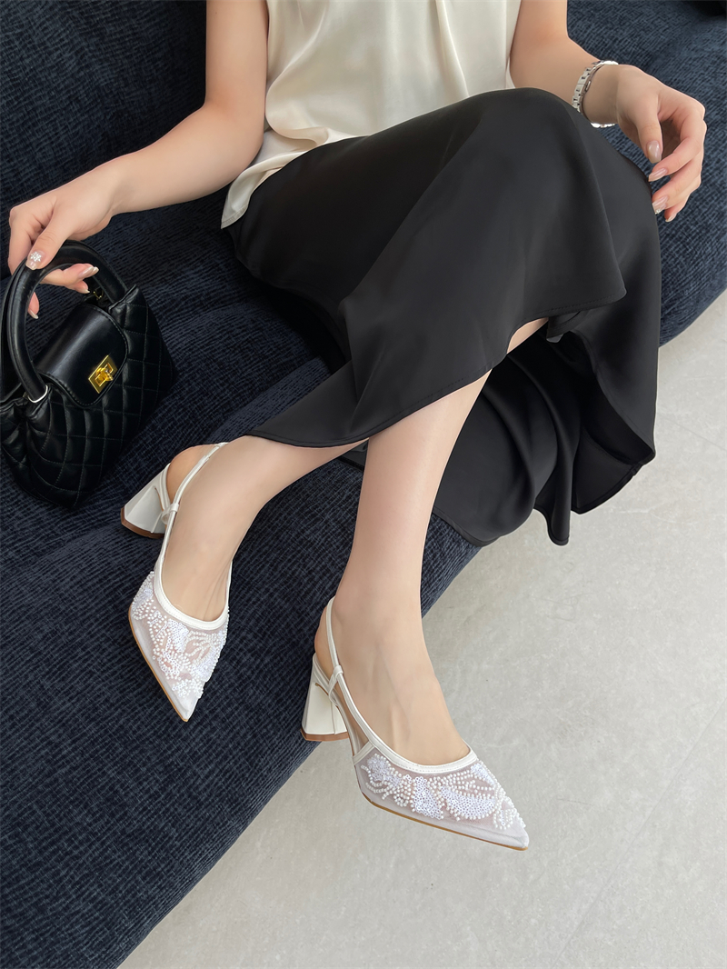 2026 New Chunky Heel Closed Toe Strap Sandals High Heel Women Shoes